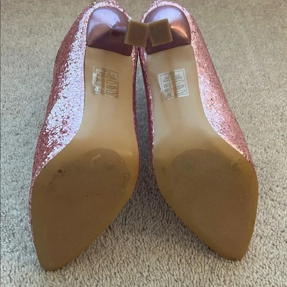 Elegant Pink Glitter Ankle Boots - Picture 4 of 5